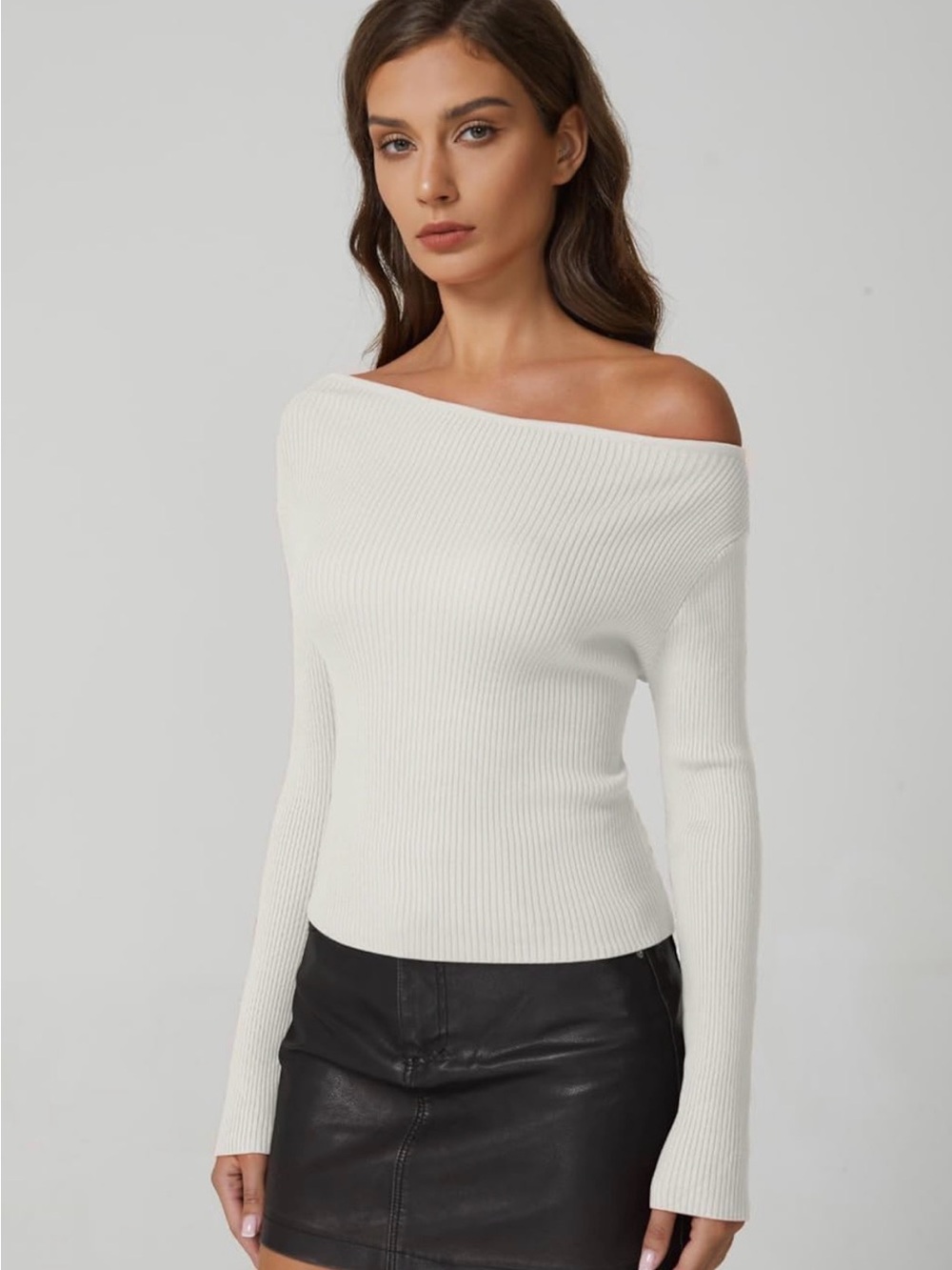 NWT QINSEN Asymmetrical One-Shoulder Ribbed Knit Sweater size small cozy white
